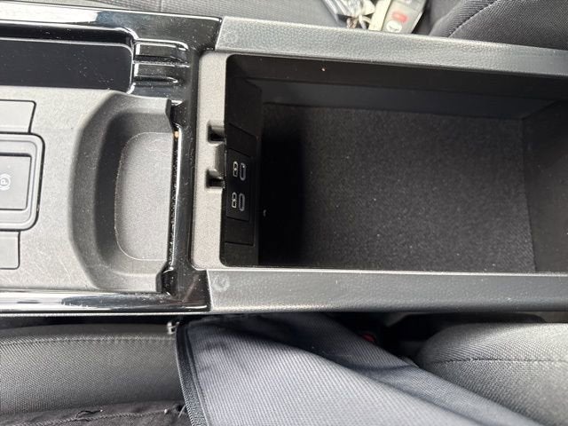 2025 Toyota Prius Limited