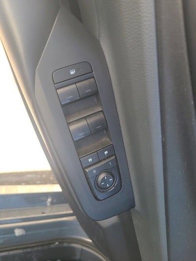 2023 Toyota Prius LE