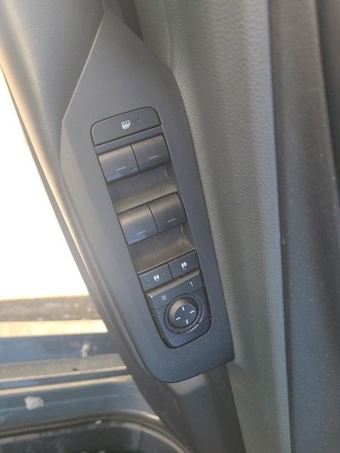 2023 Toyota Prius LE