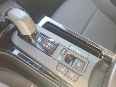 2023 Toyota Prius LE