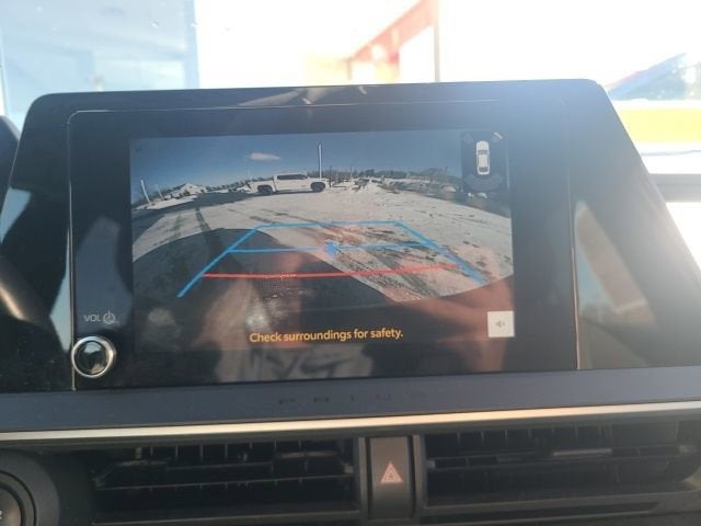 2023 Toyota Prius LE