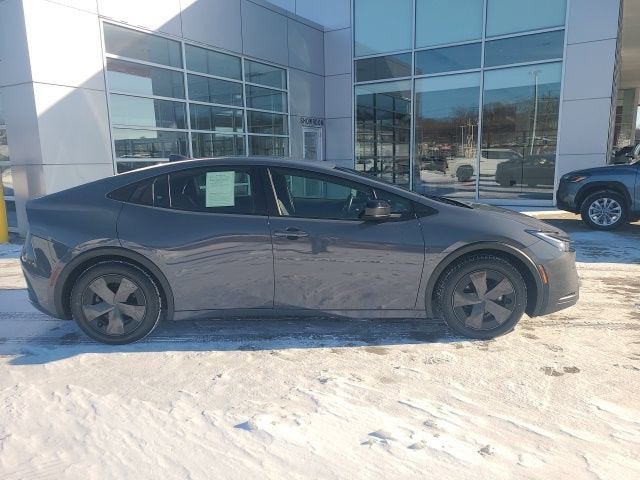 2023 Toyota Prius LE