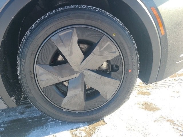 2023 Toyota Prius LE