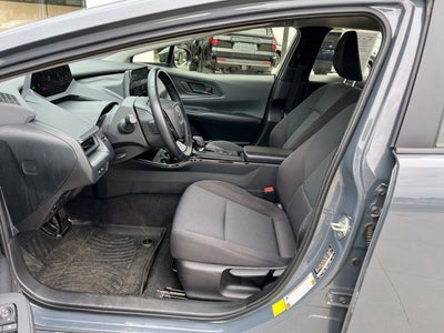2025 Toyota Prius LE