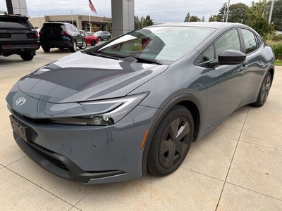 2025 Toyota Prius LE