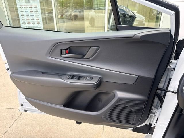 2025 Toyota Prius LE