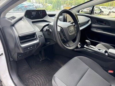 2025 Toyota Prius LE