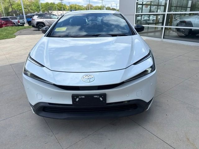 2025 Toyota Prius LE