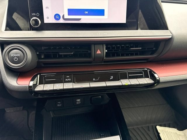2024 Toyota Prius Prime SE