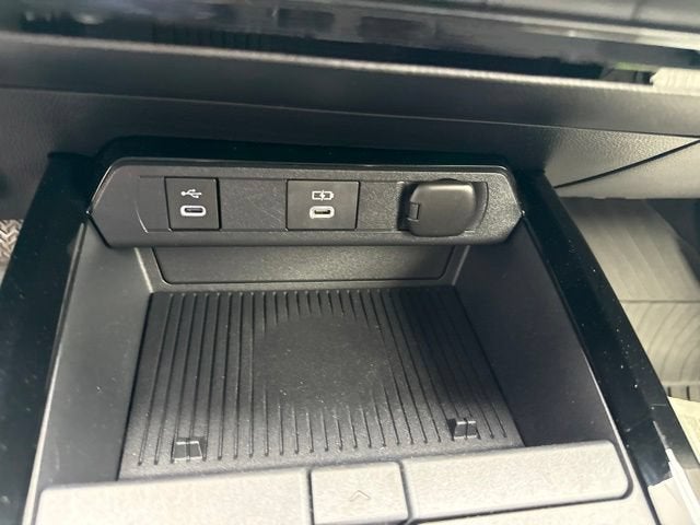 2024 Toyota Prius Prime SE