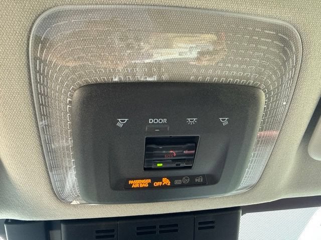 2024 Toyota Prius Prime SE