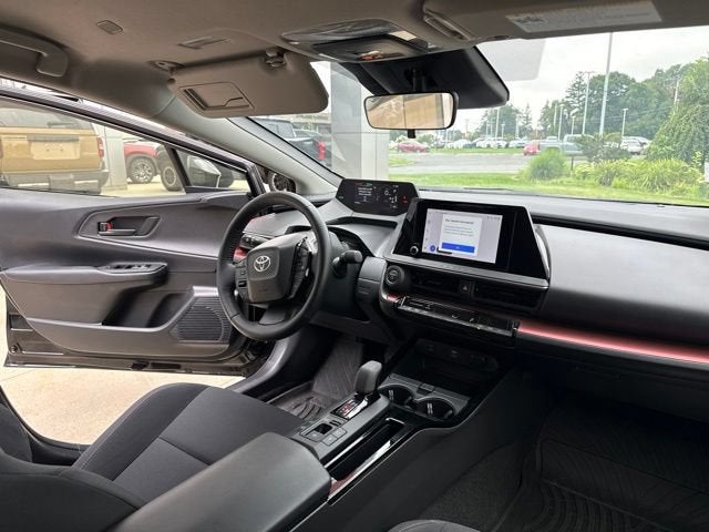 2024 Toyota Prius Prime SE