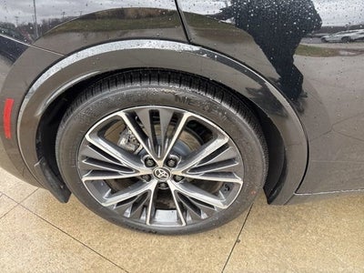 2024 Toyota Prius Limited AWD