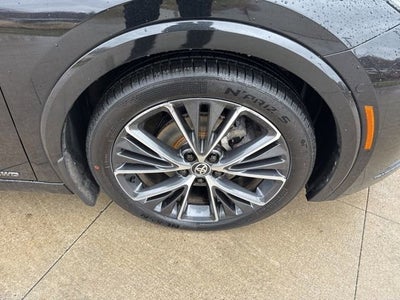 2024 Toyota Prius Limited AWD