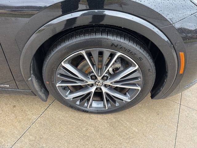 2024 Toyota Prius Limited AWD