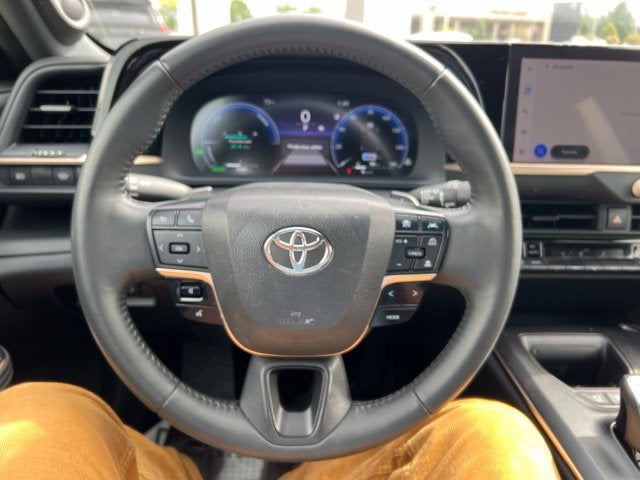 2023 Toyota Crown Platinum AWD