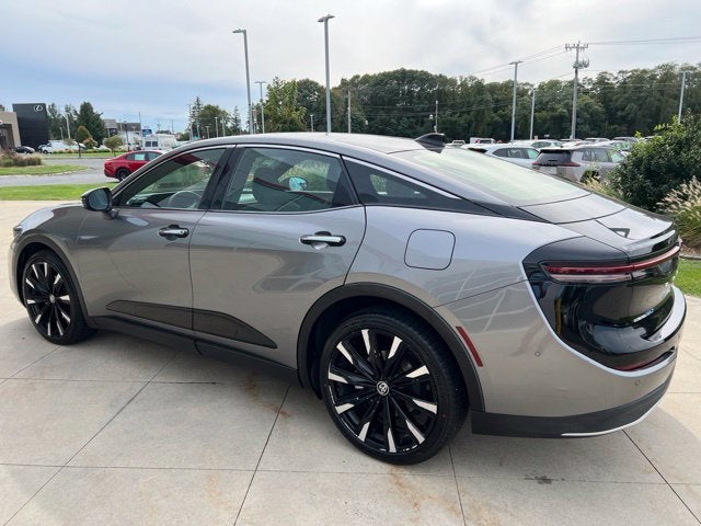 2023 Toyota Crown Platinum AWD