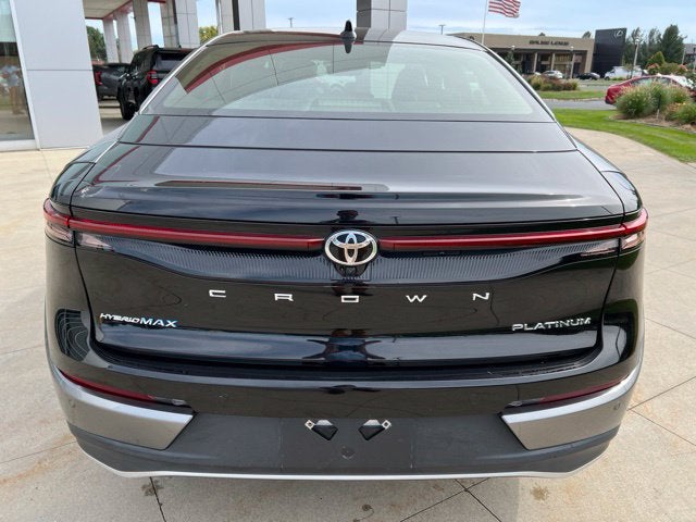 2023 Toyota Crown Platinum AWD