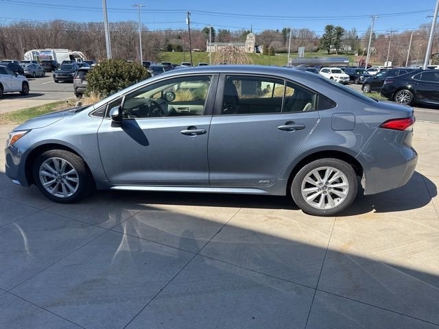 2025 Toyota Corolla Hybrid Base