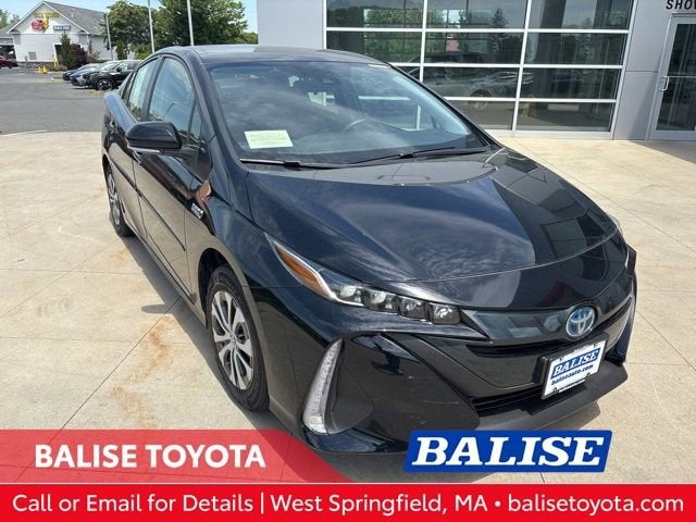 2022 Toyota Prius Prime XLE's photo