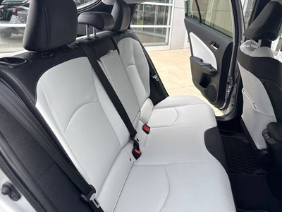 2022 Toyota Prius XLE