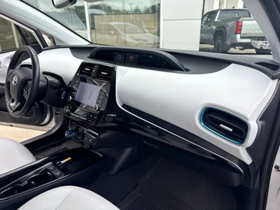2022 Toyota Prius XLE