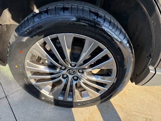 2023 Toyota Venza Limited AWD