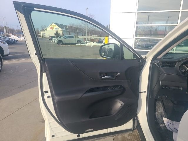 2022 Toyota Venza LE AWD