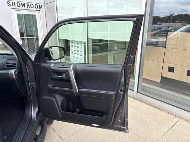 2023 Toyota 4Runner SR5 2WD