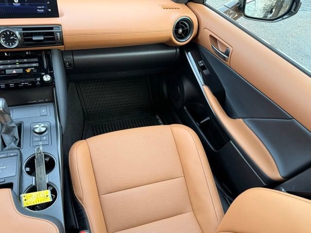 2025 Lexus IS IS 350 F SPORT Design AWD