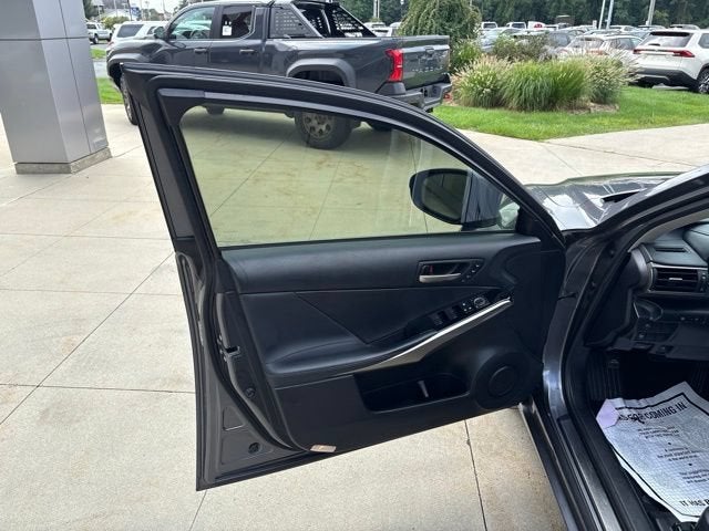 2018 Lexus IS IS 300