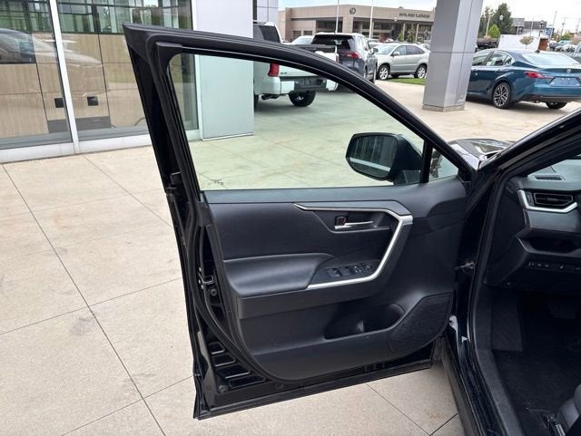 2023 Toyota RAV4 Prime SE
