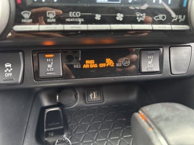 2024 Toyota RAV4 Prime SE