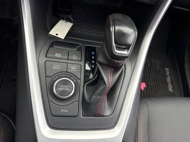 2024 Toyota RAV4 Prime SE