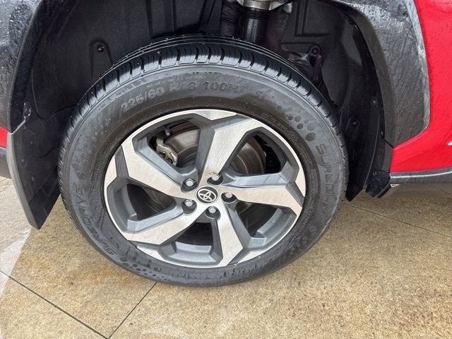 2024 Toyota RAV4 Prime SE