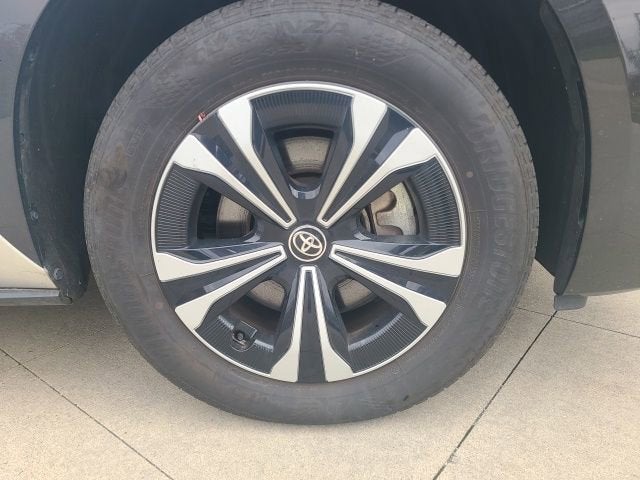 2024 Toyota bZ4X XLE AWD