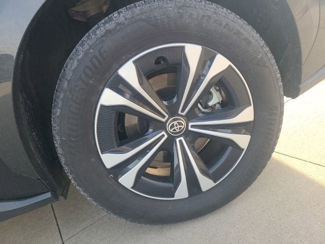 2024 Toyota bZ4X XLE AWD