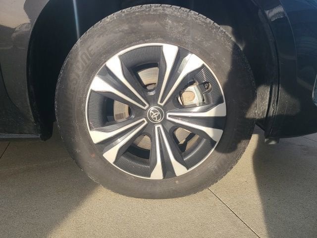 2024 Toyota bZ4X XLE AWD