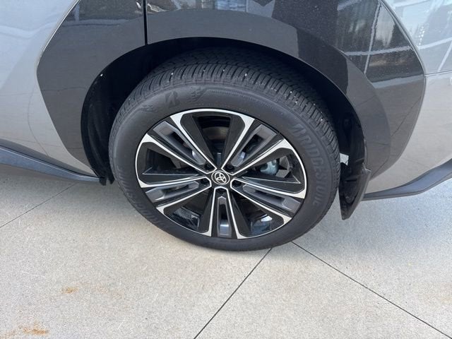 2025 Toyota bZ4X Limited AWD
