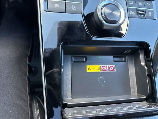 2025 Toyota bZ4X Limited AWD