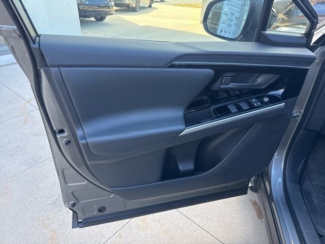 2025 Toyota bZ4X Limited AWD