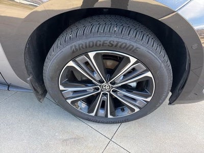 2025 Toyota bZ4X Limited AWD