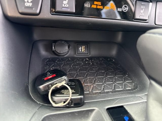 2025 Toyota RAV4 Hybrid Hybrid XLE Premium AWD