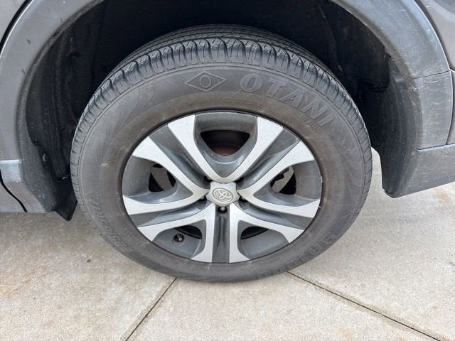 2018 Toyota RAV4 LE AWD