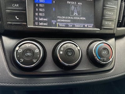 2018 Toyota RAV4 LE AWD