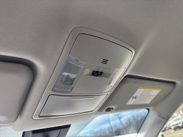 2018 Toyota RAV4 LE AWD