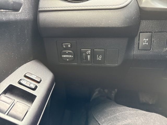 2018 Toyota RAV4 LE AWD