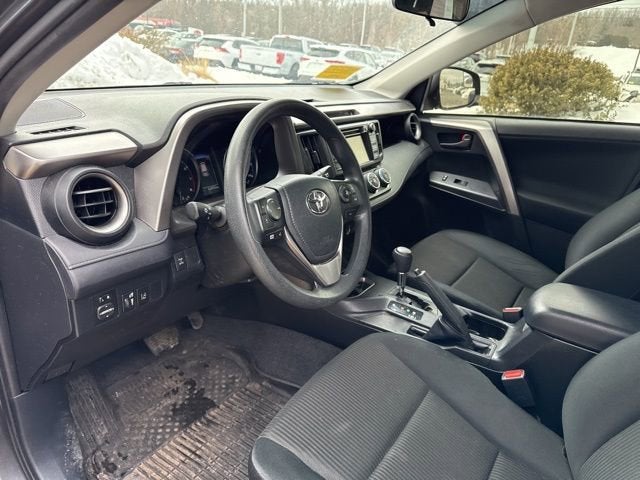 2018 Toyota RAV4 LE AWD