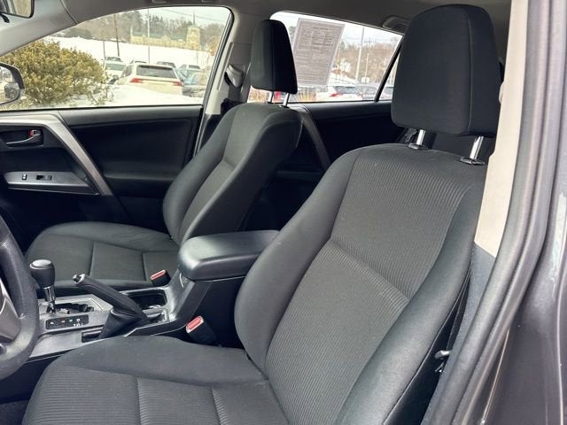 2018 Toyota RAV4 LE AWD