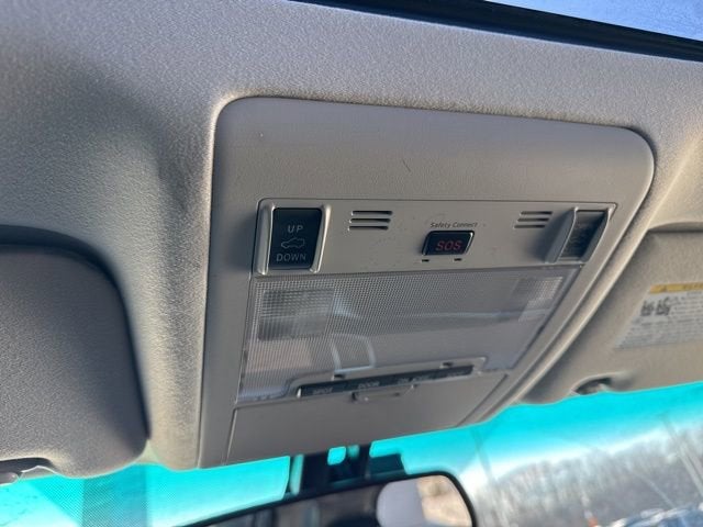 2015 Toyota Land Cruiser 4dr 4WD